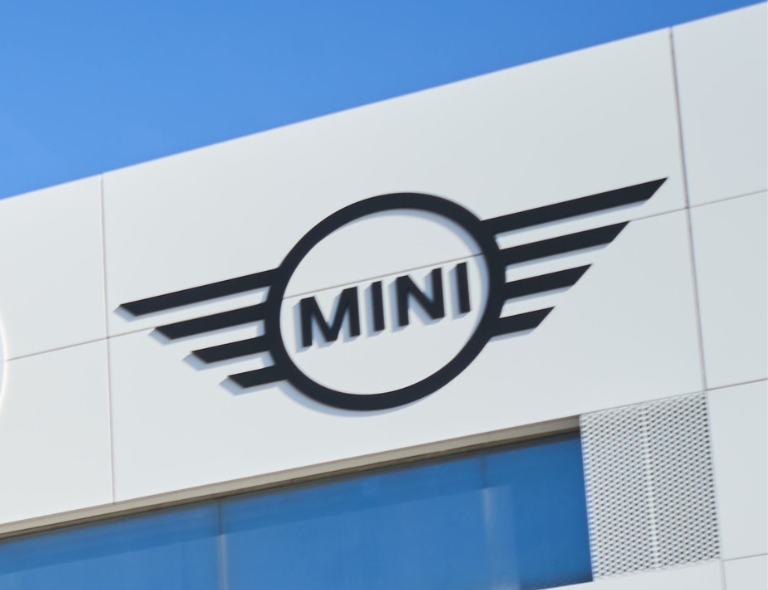 Nueva exposición MINI Marcos Automoción Murcia